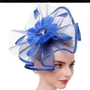 Beautiful blue fascinator hat it’s clip